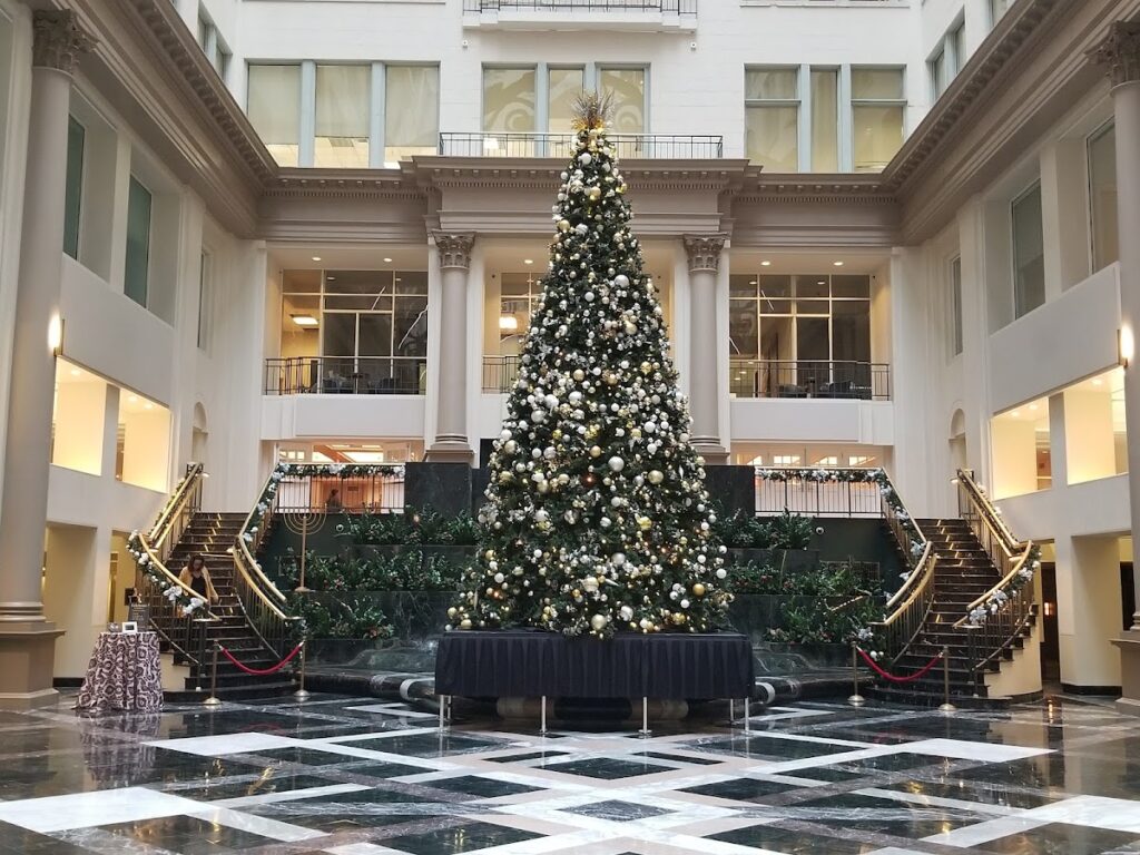 The Curtis Atrium: Elegant Philadelphia Wedding Venue