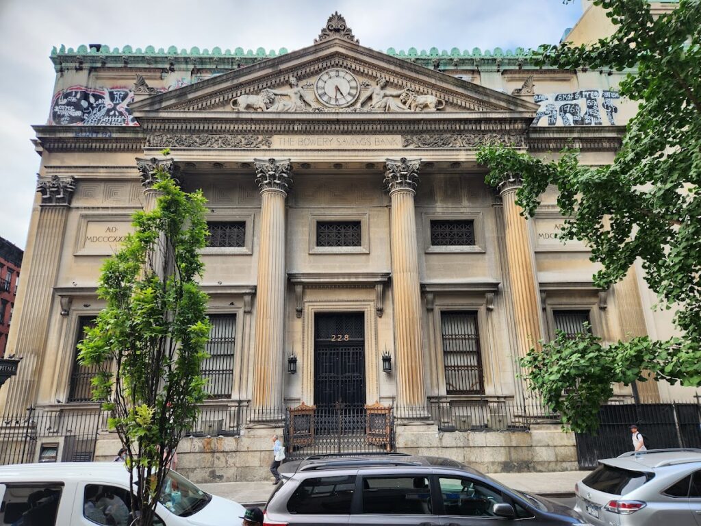 Capitale: A Premier New York City Wedding Venue