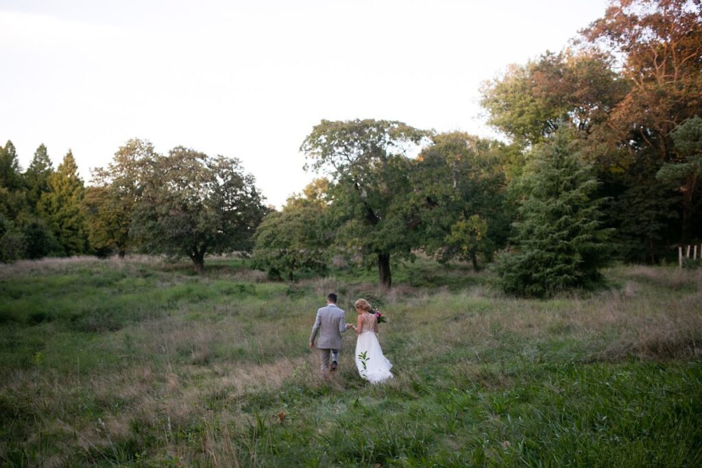 Portico Awbury Arboretum – Philadelphia Wedding Venue