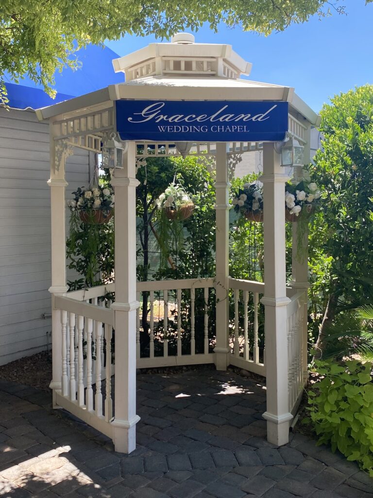 Graceland Wedding Chapel – Las Vegas