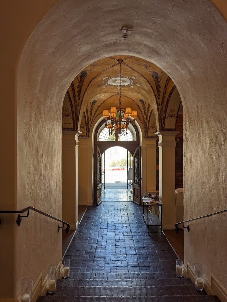 Carondelet House: Los Angeles Wedding Venue