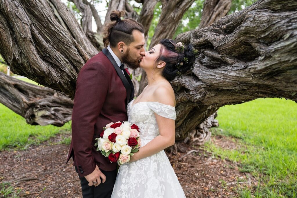 Small Miami Weddings: Intimate Venue