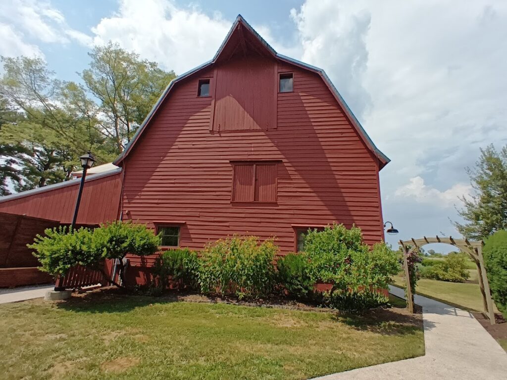 Bishop Farmstead Weddings