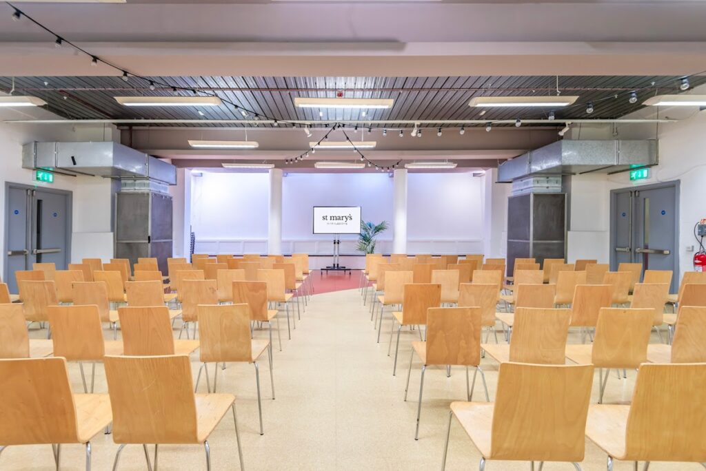 St Mary’s Marylebone: Elegant London Wedding Venue