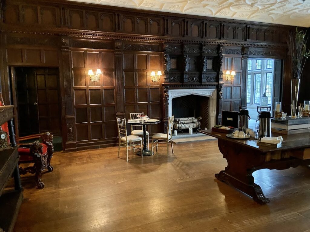 The Skylands Manor: Your Dream Wedding Venue