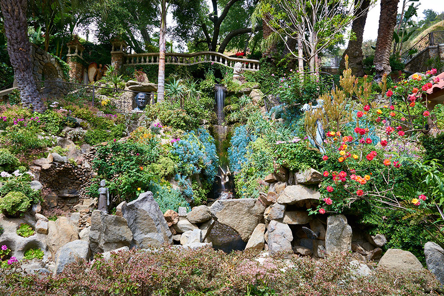 The Houdini Estate: Enchanting Los Angeles Wedding Venue