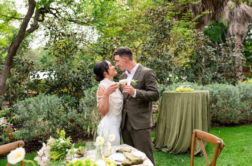 Hummingbird House: Enchanting Wedding Venue