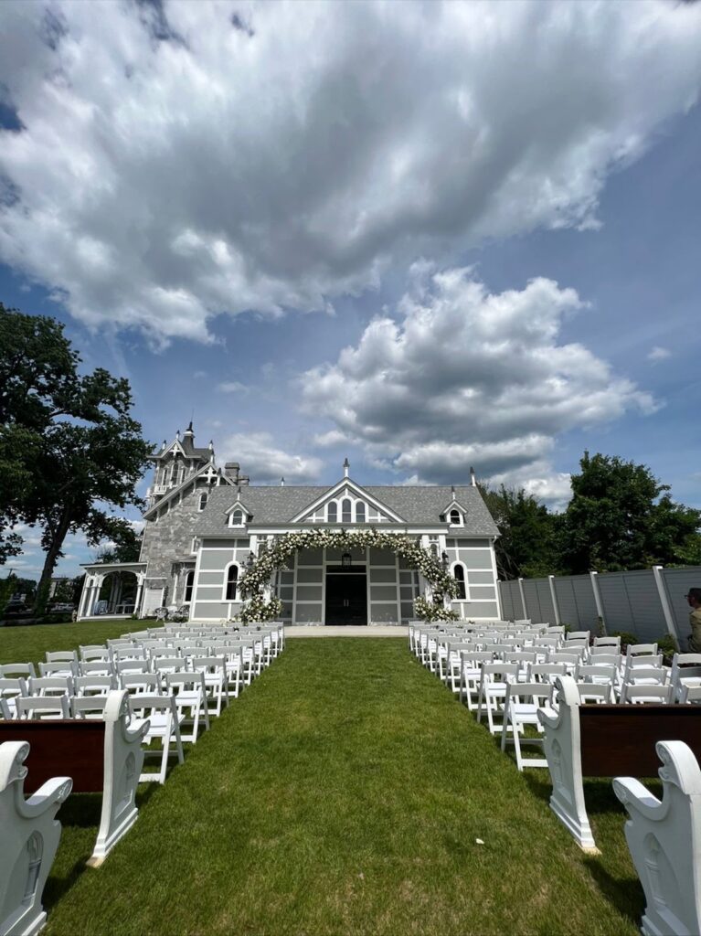 Loch Aerie Mansion: Elegant Wedding Venue in Malvern, PA